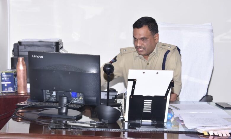 దిశ యాప్ రిజిస్ట్రేషన్ లు విరివిగా చేయించండి దిశ యాప్ రిజిస్ట్రేషన్ లు విరివిగా చేయించండి