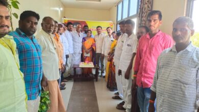 ఆత్మకూరులో చంద్రబాబు జన్మదిన వేడుకలు ఆత్మకూరులో చంద్రబాబు జన్మదిన వేడుకలు