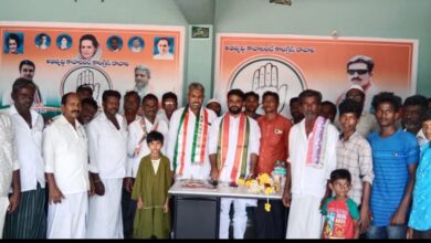 ఆంధ్రప్రదేశ్ రాష్ట్రానికి ప్రత్యేక హోదా కాంగ్రెస్ పార్టీ తోనే సాధ్యం..