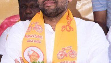 హఫీజ్ ఖాన్ నోరు అదుపులో పెట్టుకుంటే మంచిది