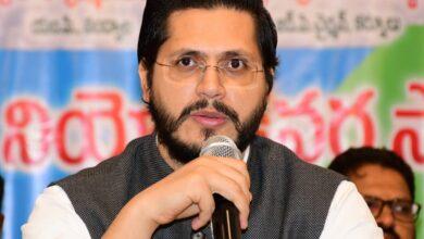 భారీ వర్షాల నేపథ్యంలో అప్రమత్తంగా ఉండండి