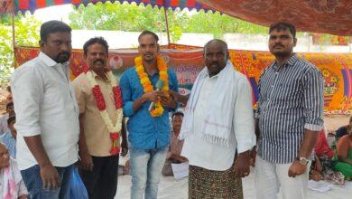 వీఆర్ఏలకు ఇచ్చిన హామీలు ముఖ్యమంత్రి నెరవేర్చాలి